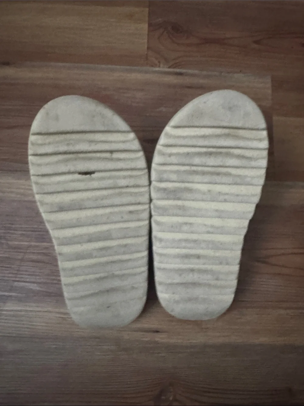 adidas comfortable slip